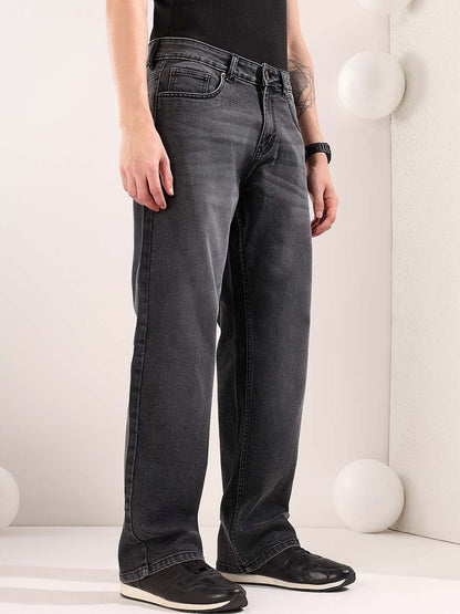 Men Straight Fit Mid-Rise Light Fade Jeans