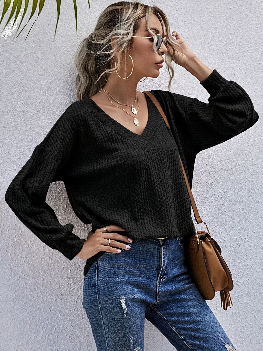 Women's Black Pullover Blend Printed Regular Fit