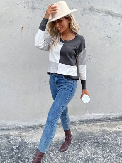 Women's White Colourblocked Pullover Blend Printed