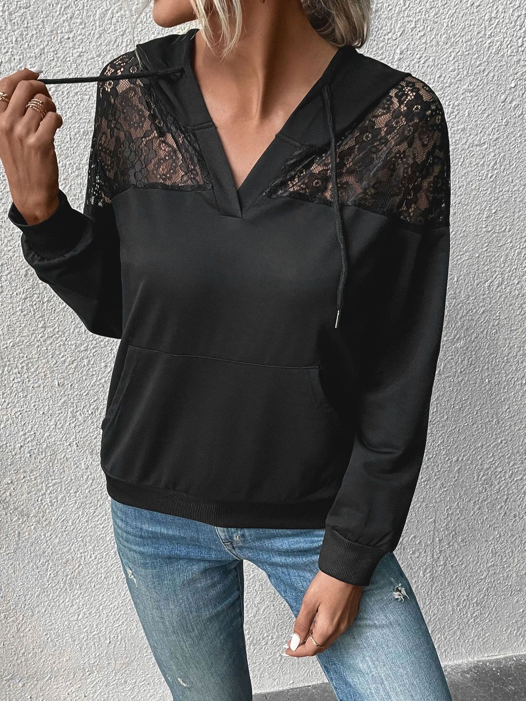 Women Colourblocked Hooded Sweatshirt