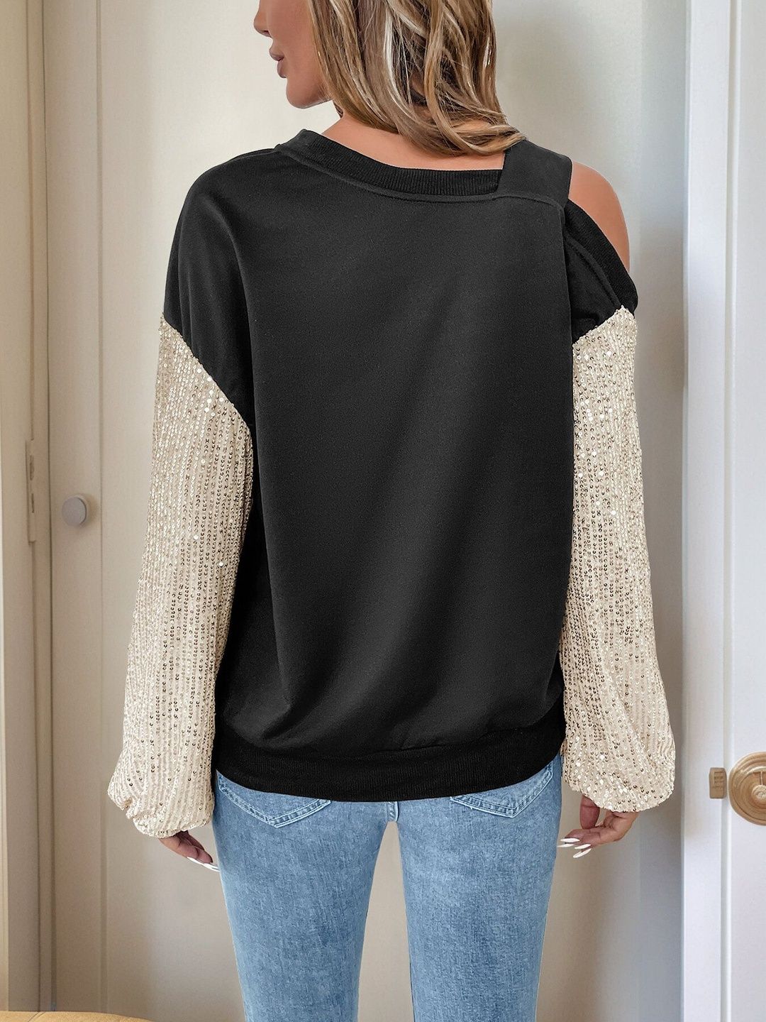 Women Colourblocked Sweatshirt