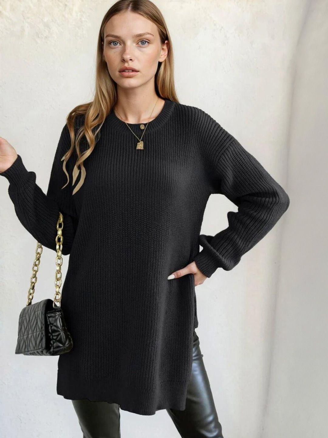 Ribbed Longline Pullover in Black acrylic - Nowi Korean Fashion