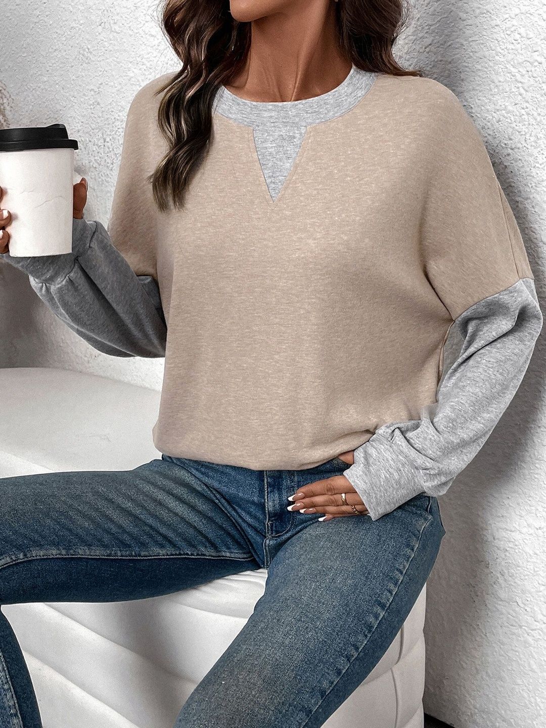 Colourblocked Sweatshirt in Beige Cotton - Nowi Korean Fashion