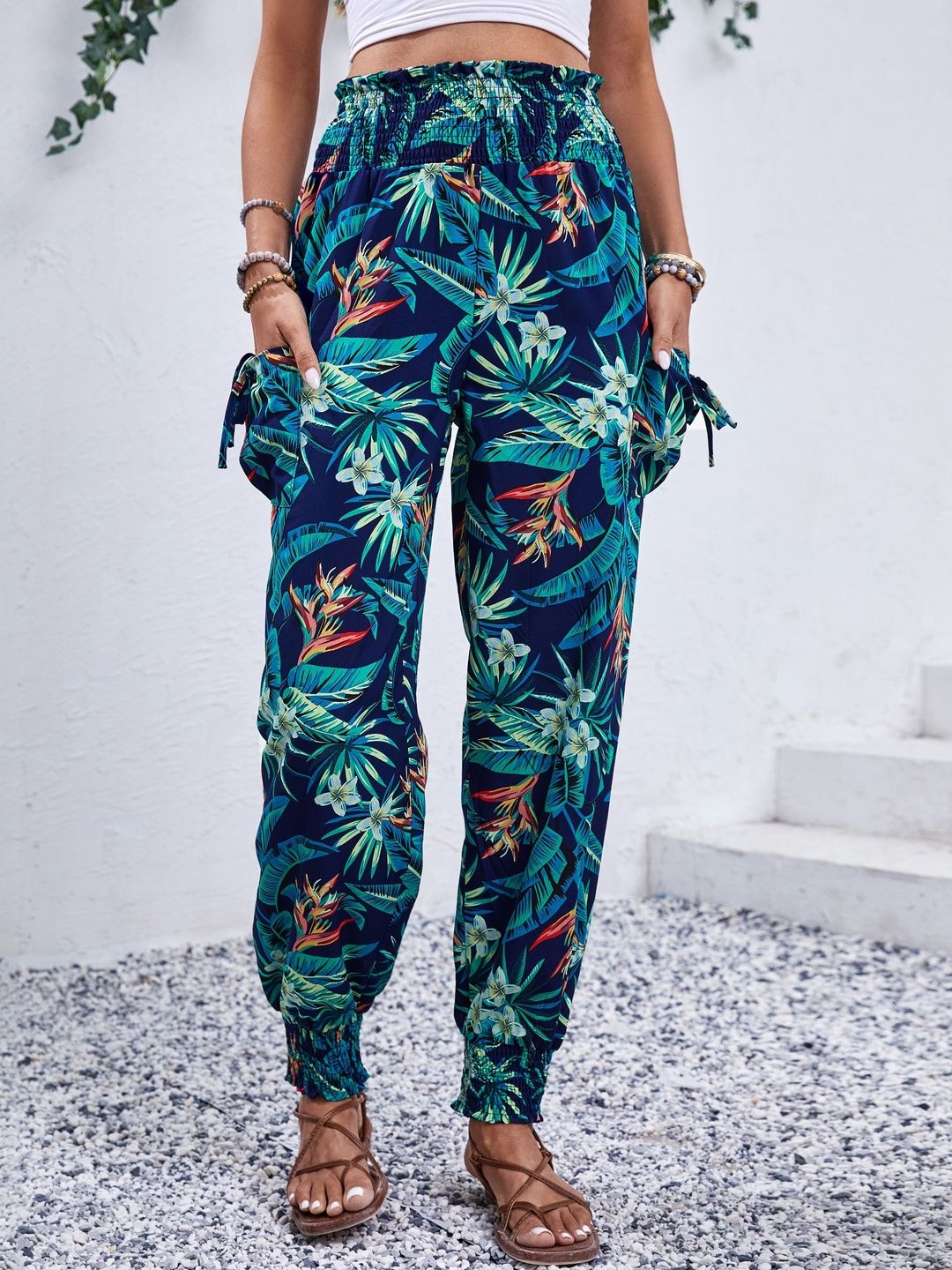 Women Floral Printed Loose Fit Non Iron Trousers