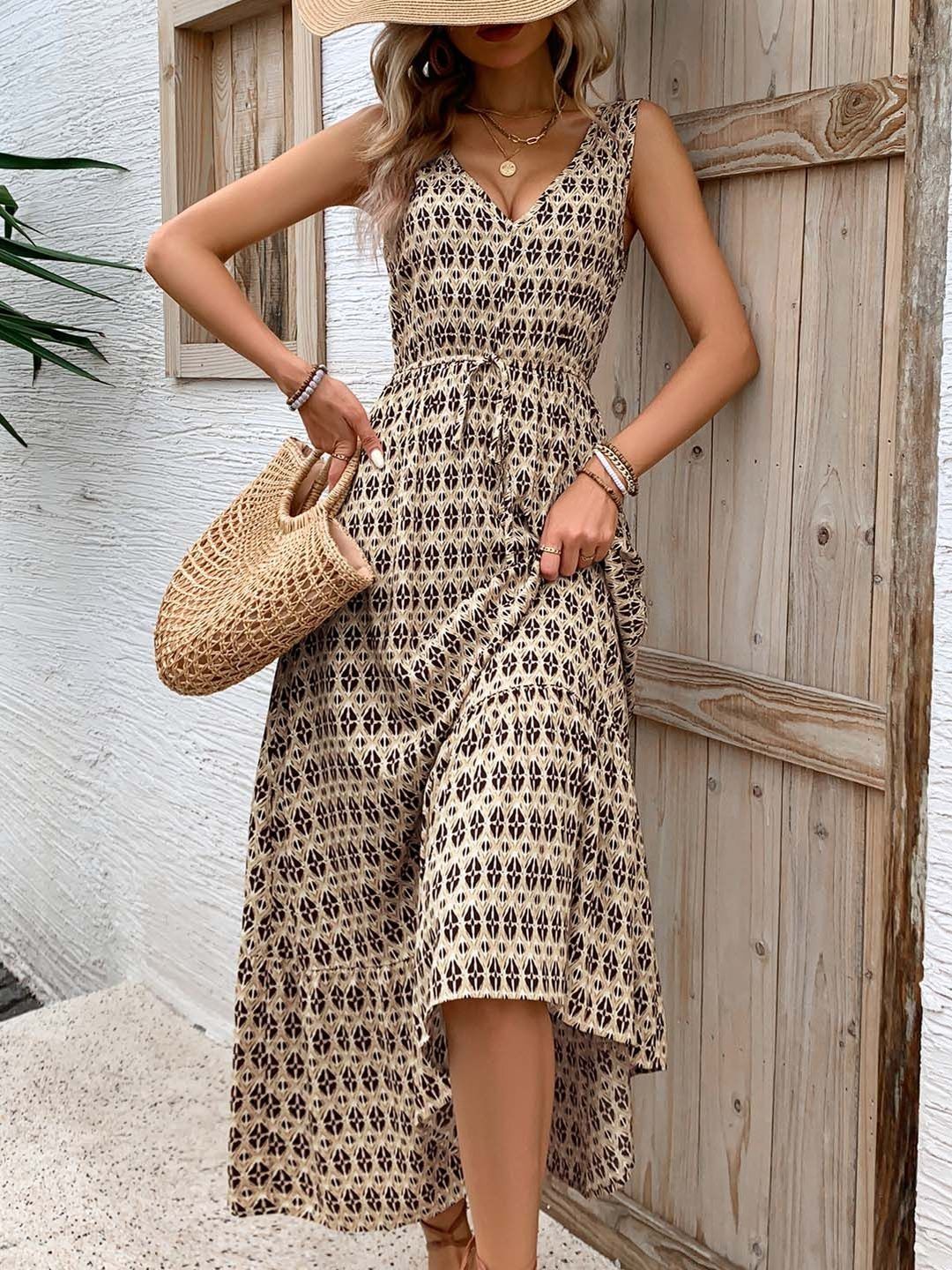 NOWI Printed Fit & Flare Maxi Dress