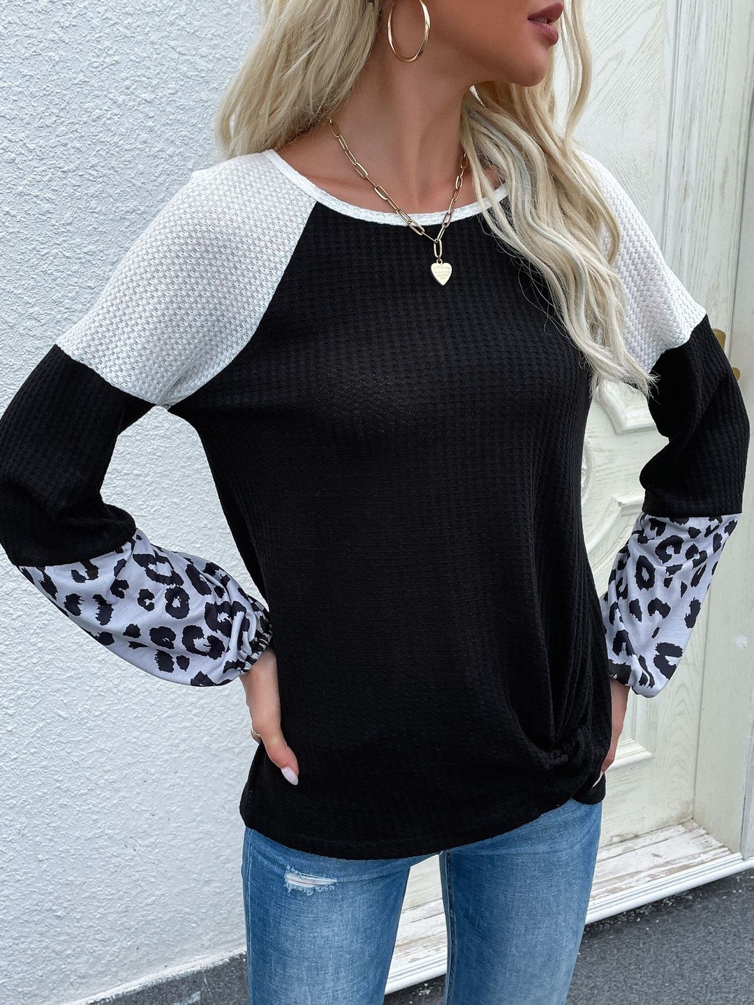 Women Colourblocked Sweatshirt