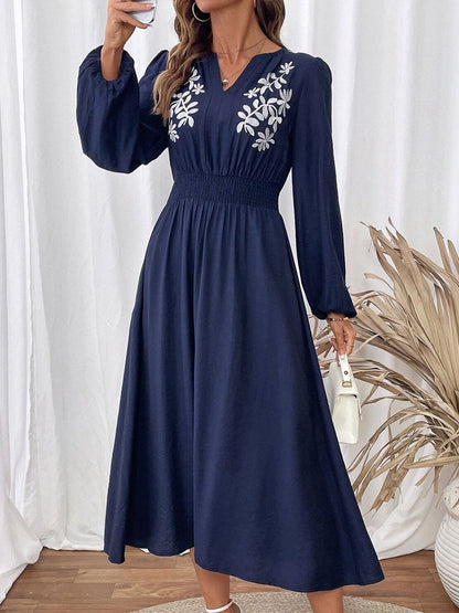 Women's Nowi Floral Embroidered A-Line Midi Dress