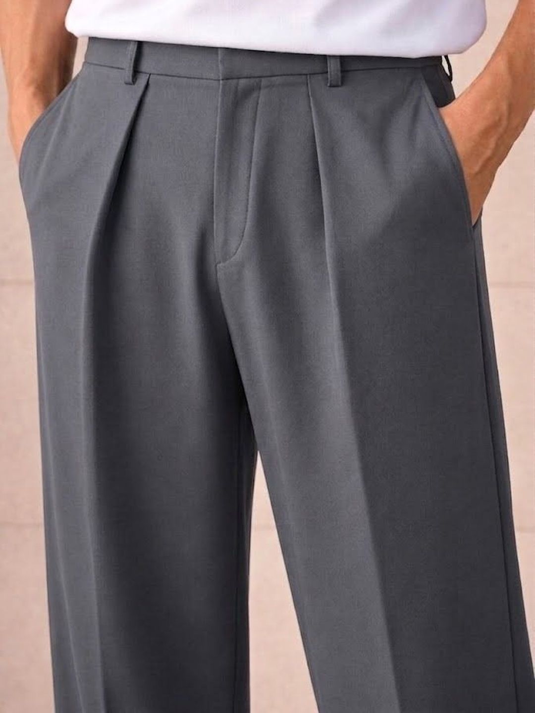 Men Pleated Trousers