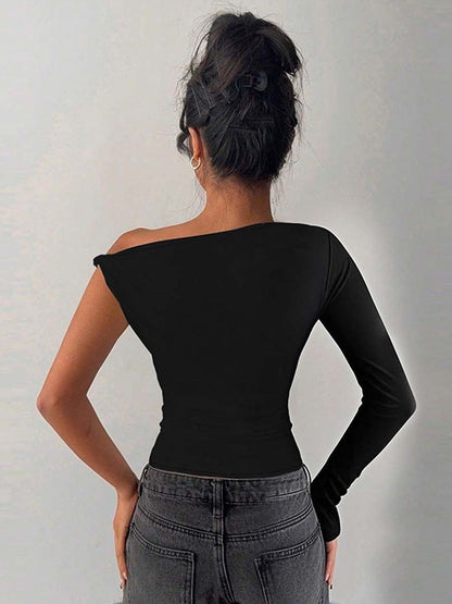 NOWI One Shoulder Top