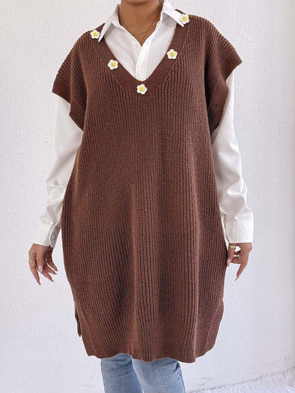 Women Ribbed Sweater Vest with Applique Detail