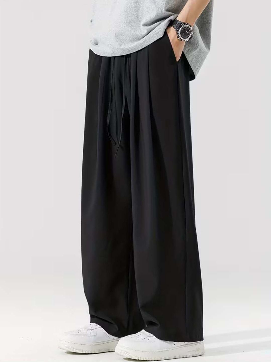 Men Pleated Trousers