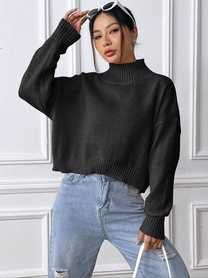 Crop Pullover in Black acrylic - Nowi Korean Fashion