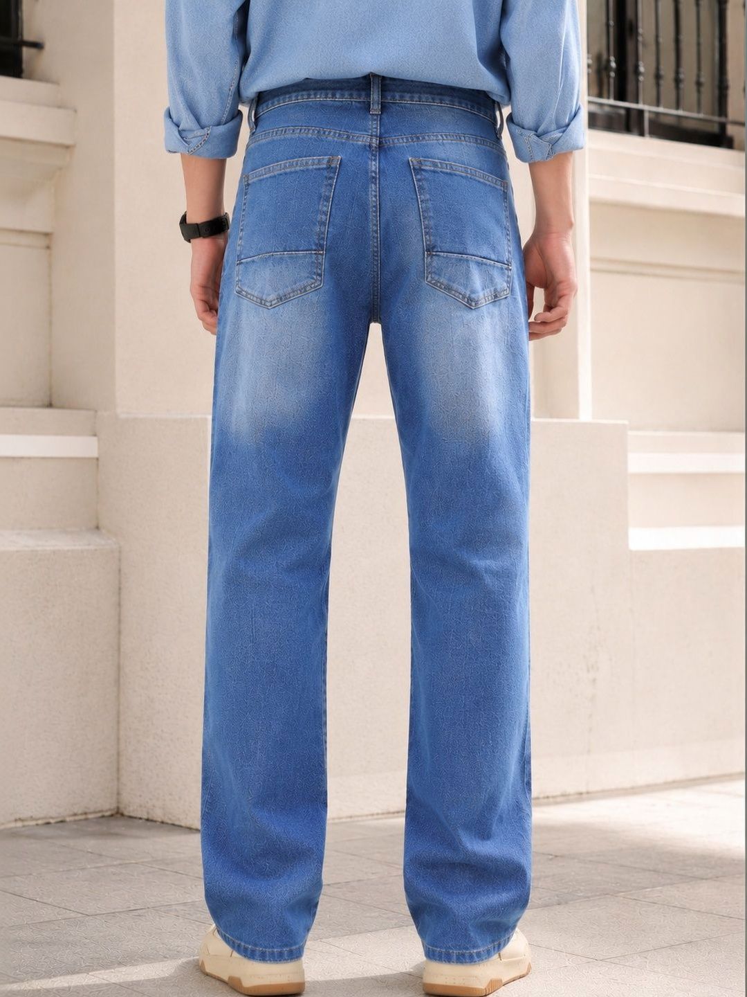 Women Straight Fit Mid-Rise Low Distress Light Fade Jeans
