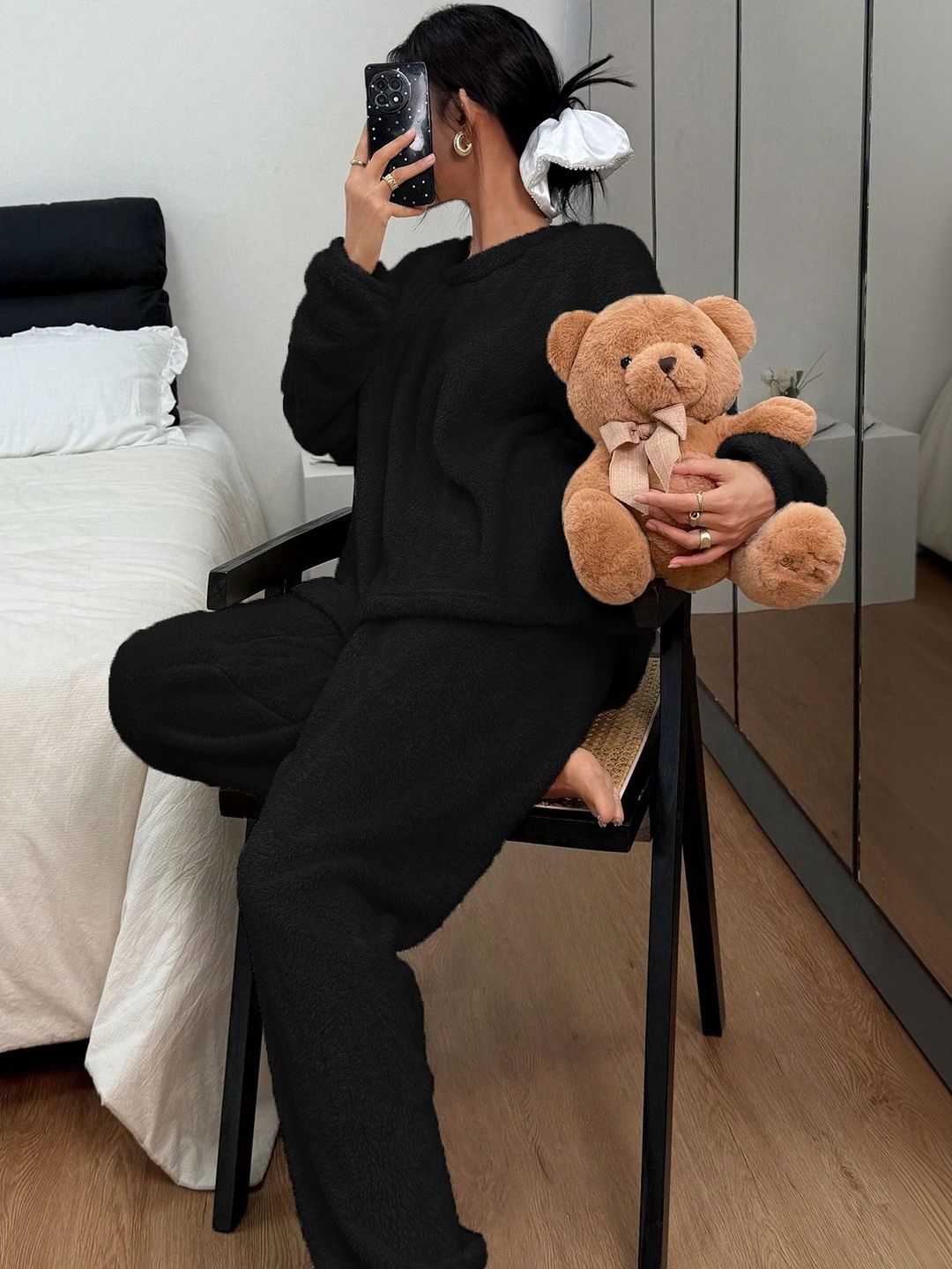 Round Neck Sweatshirt & Trousers Co-Ords