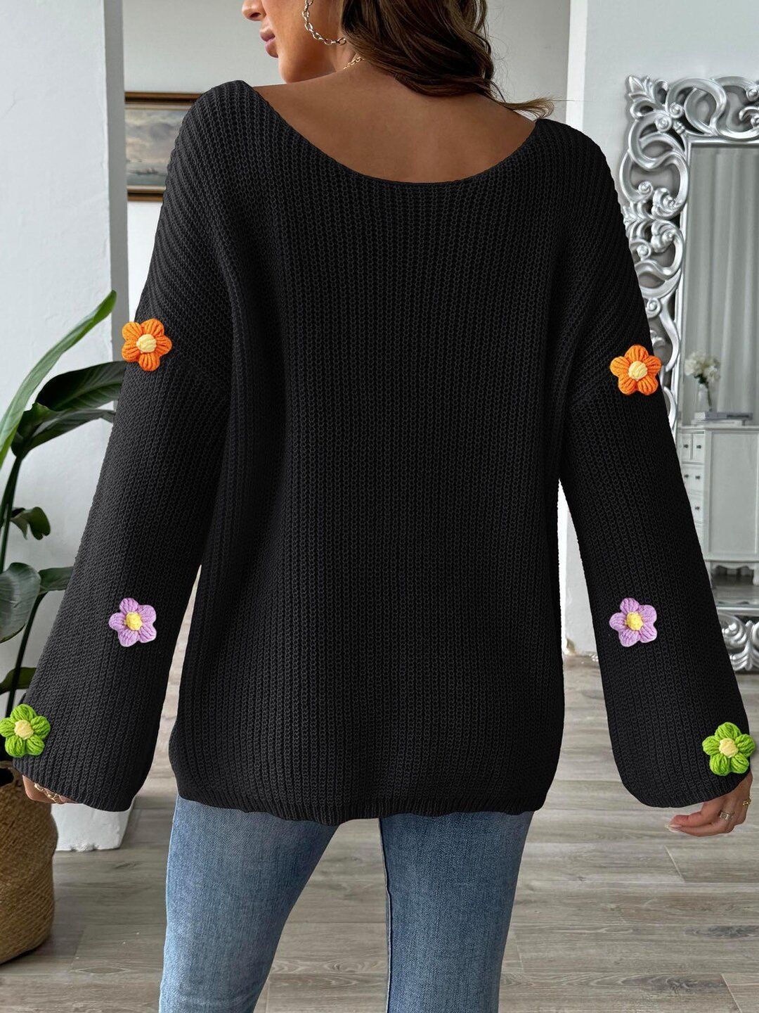 Women Pullover with Embellished Detail