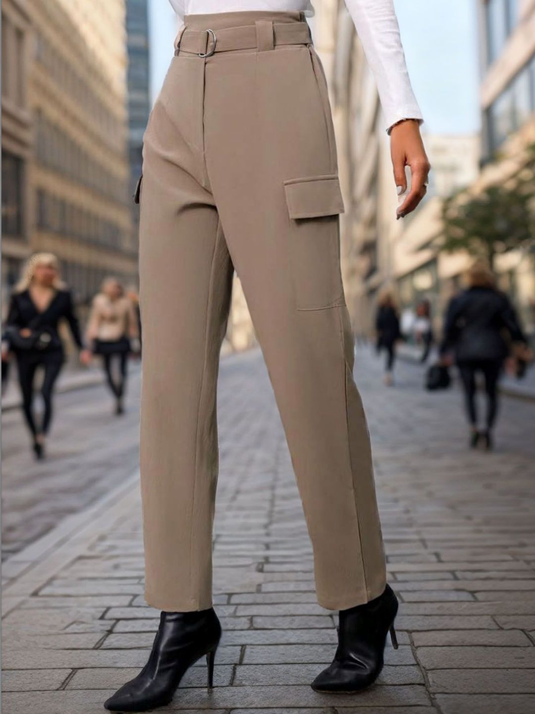 Women High-Rise Non Iron Cargos Trousers