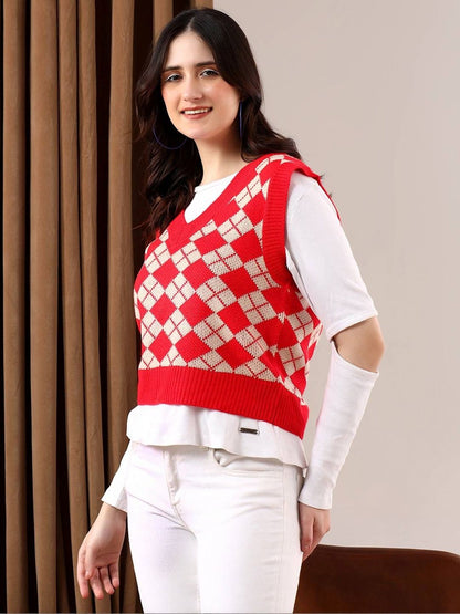 NOWI Women Argyle Printed Woollen Crop Sweater Vest