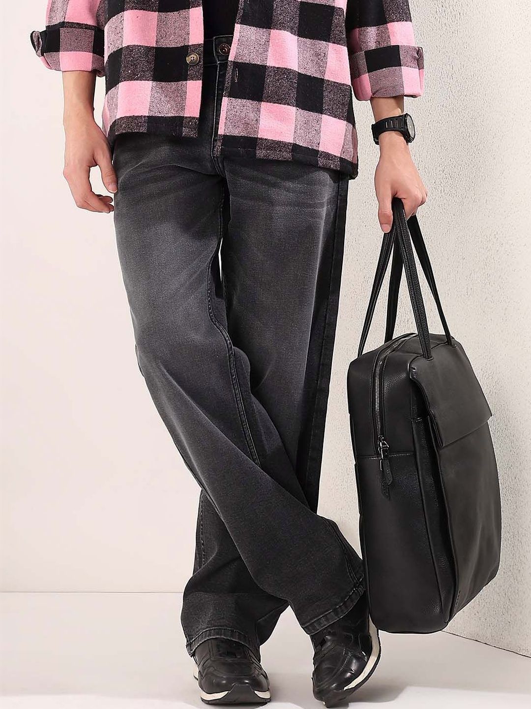 Straight Fit Mid-Rise Light Fade Jeans in Grey cotton - Nowi Korean Fashion