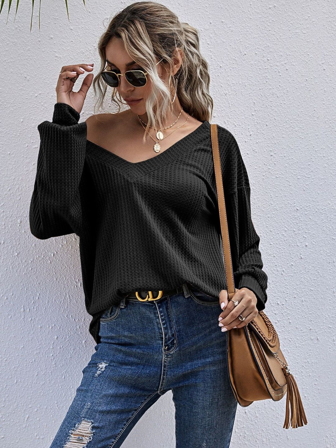 Women's Black Pullover Blend Printed Regular Fit