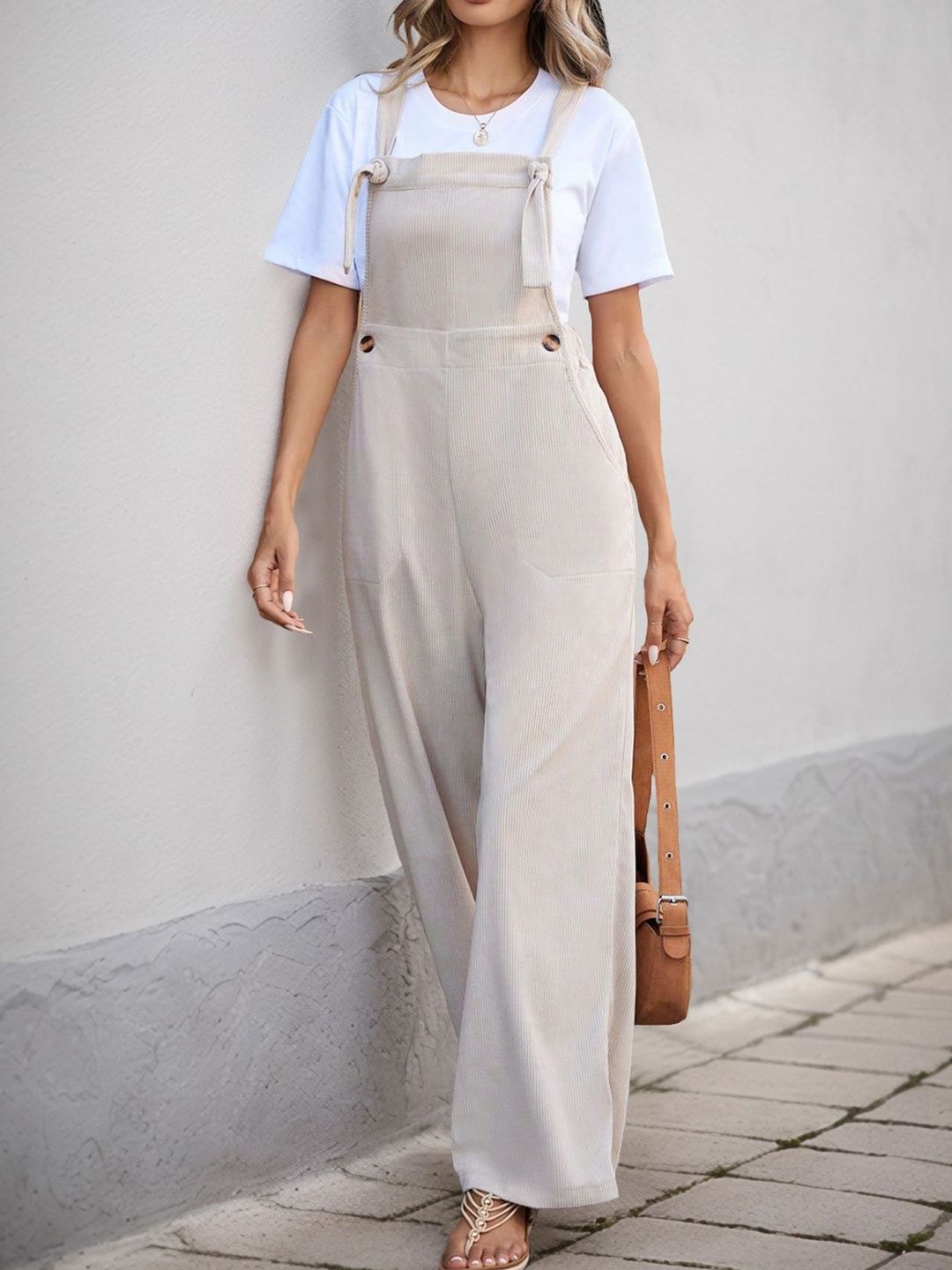 Basic Jumpsuit in Beige cotton - Nowi Korean Fashion