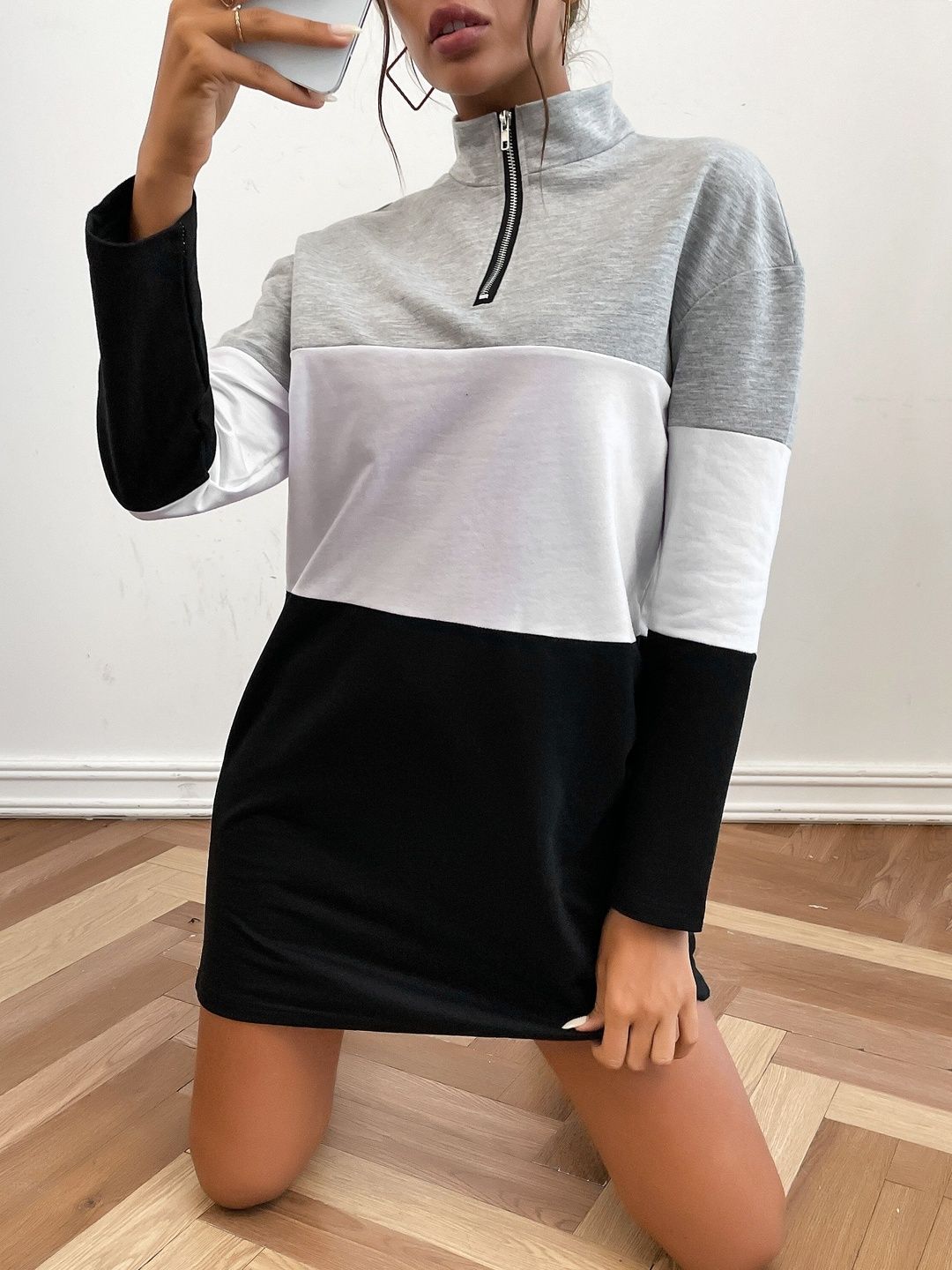 Women Colourblocked Sweatshirt