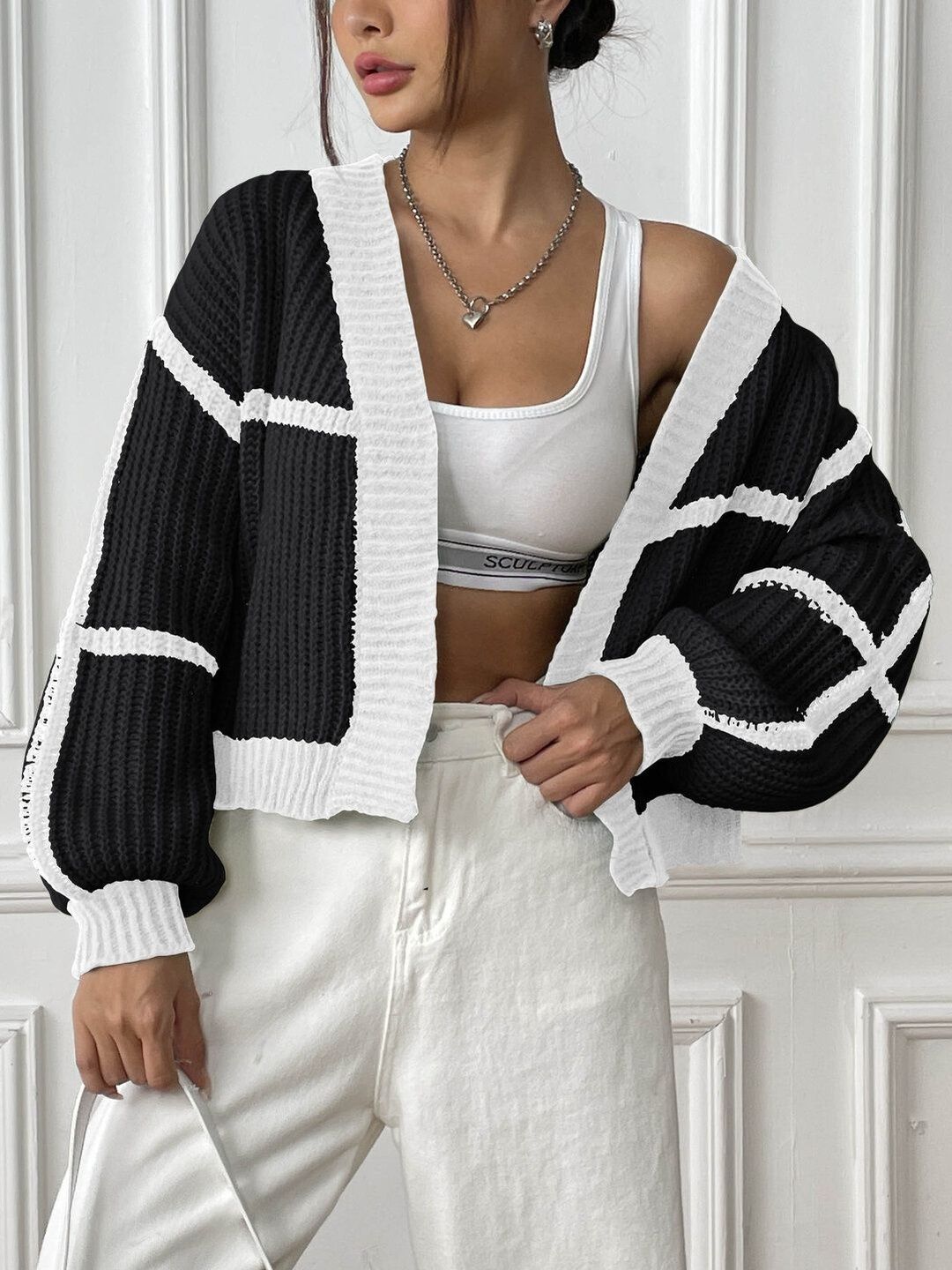 Women Colourblocked Crop Cardigan