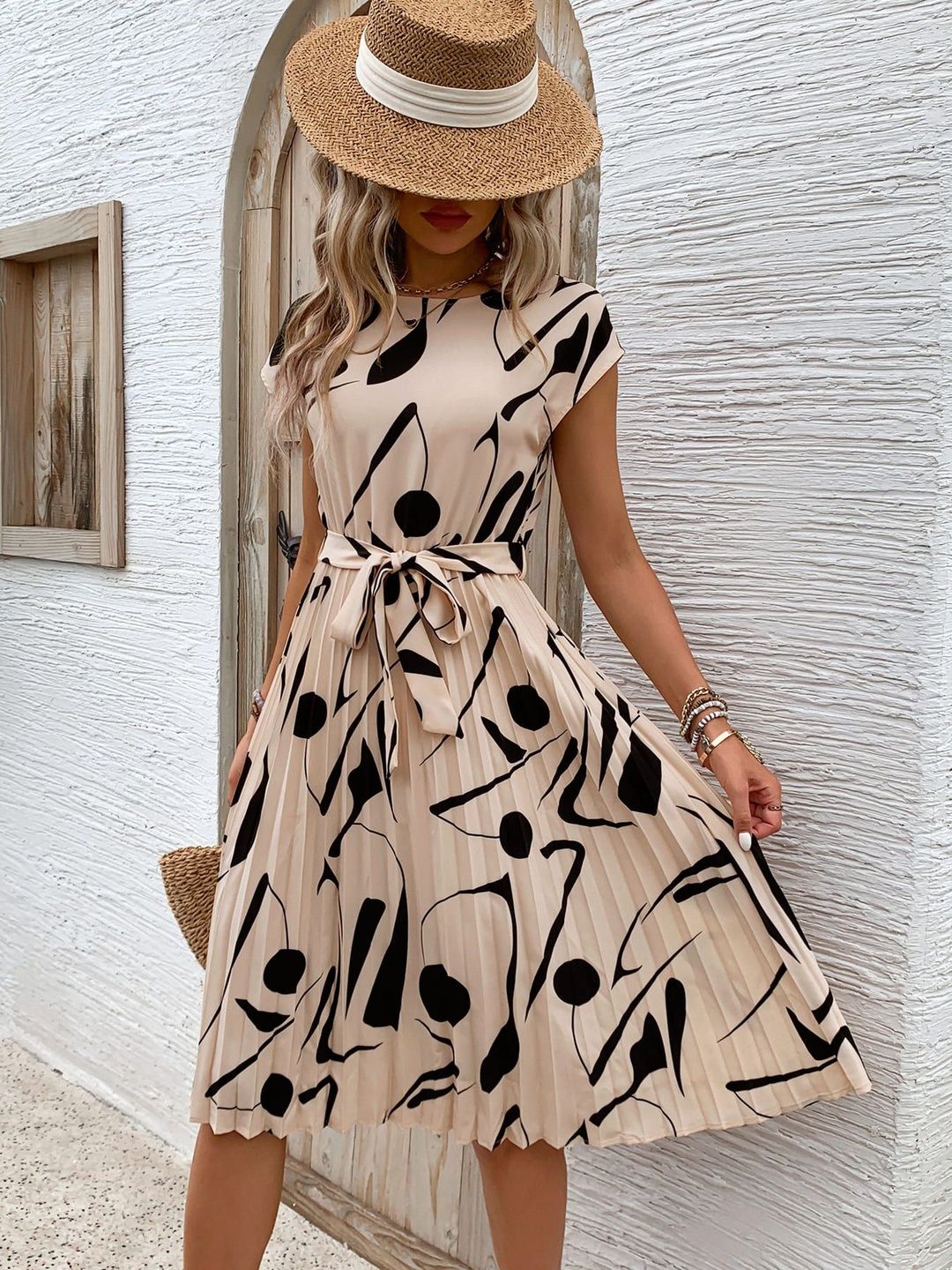 NOWI Print Fit & Flare Midi Dress