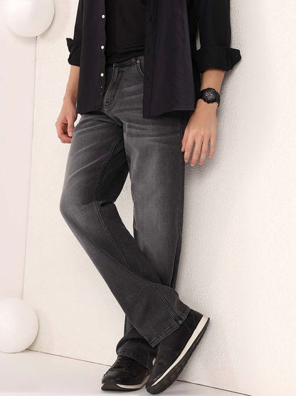 Straight Fit Mid-Rise Light Fade Jeans in Grey cotton Style 2 - Nowi Korean Fashion