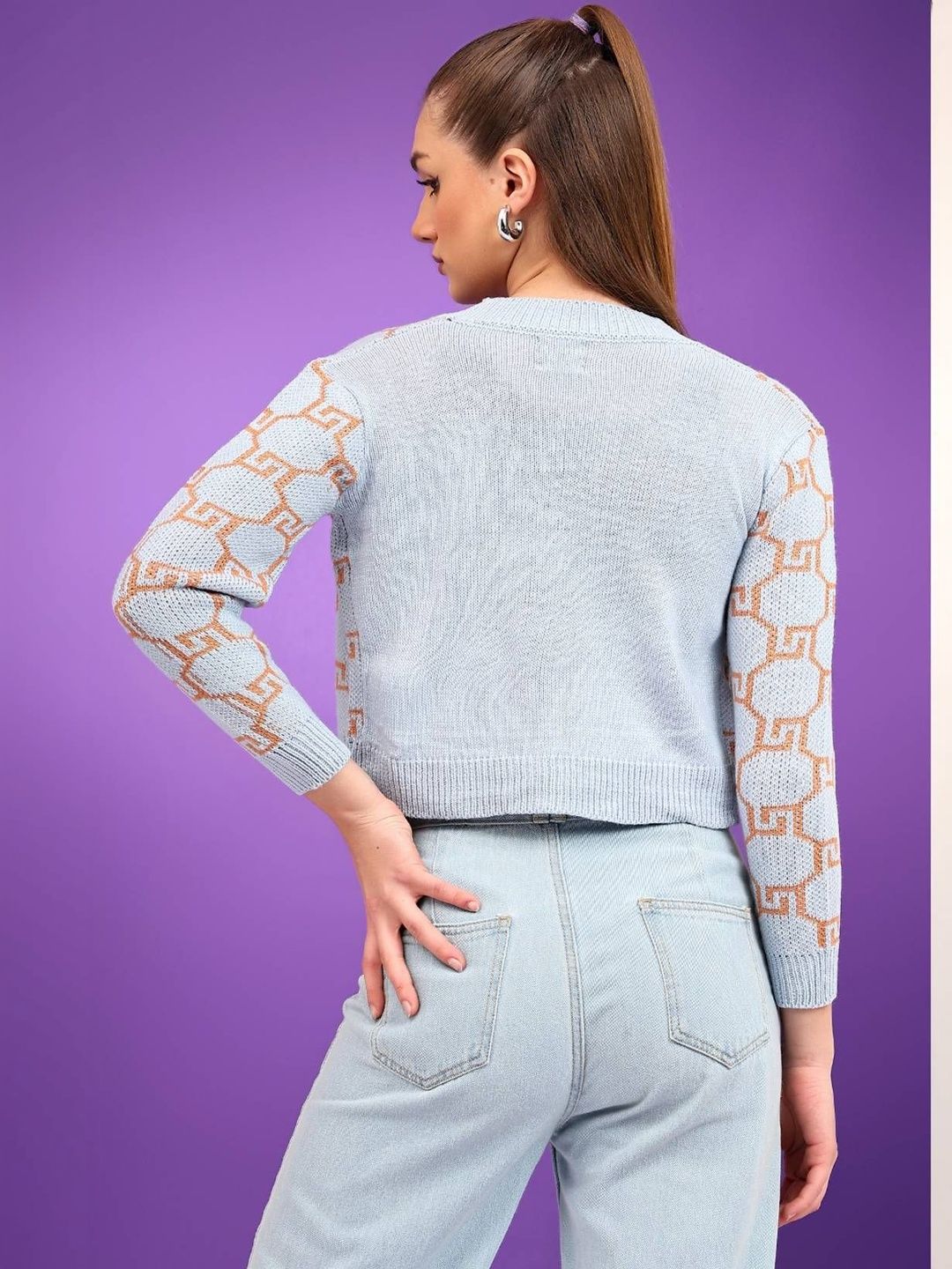 Women Printed Woollen Crop Cardigan