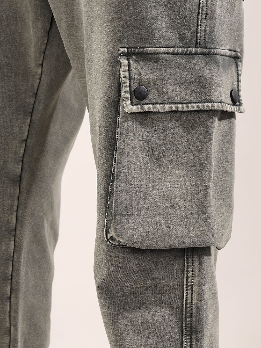 NOWI Men Jogger Mid-Rise Light Fade Stretchable Jeans