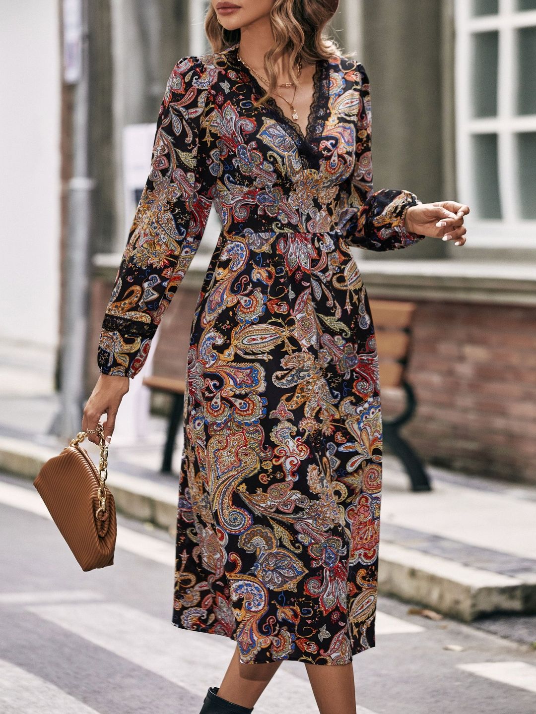 Women's Black Print Midi Dress Blend Printed Regular Fit