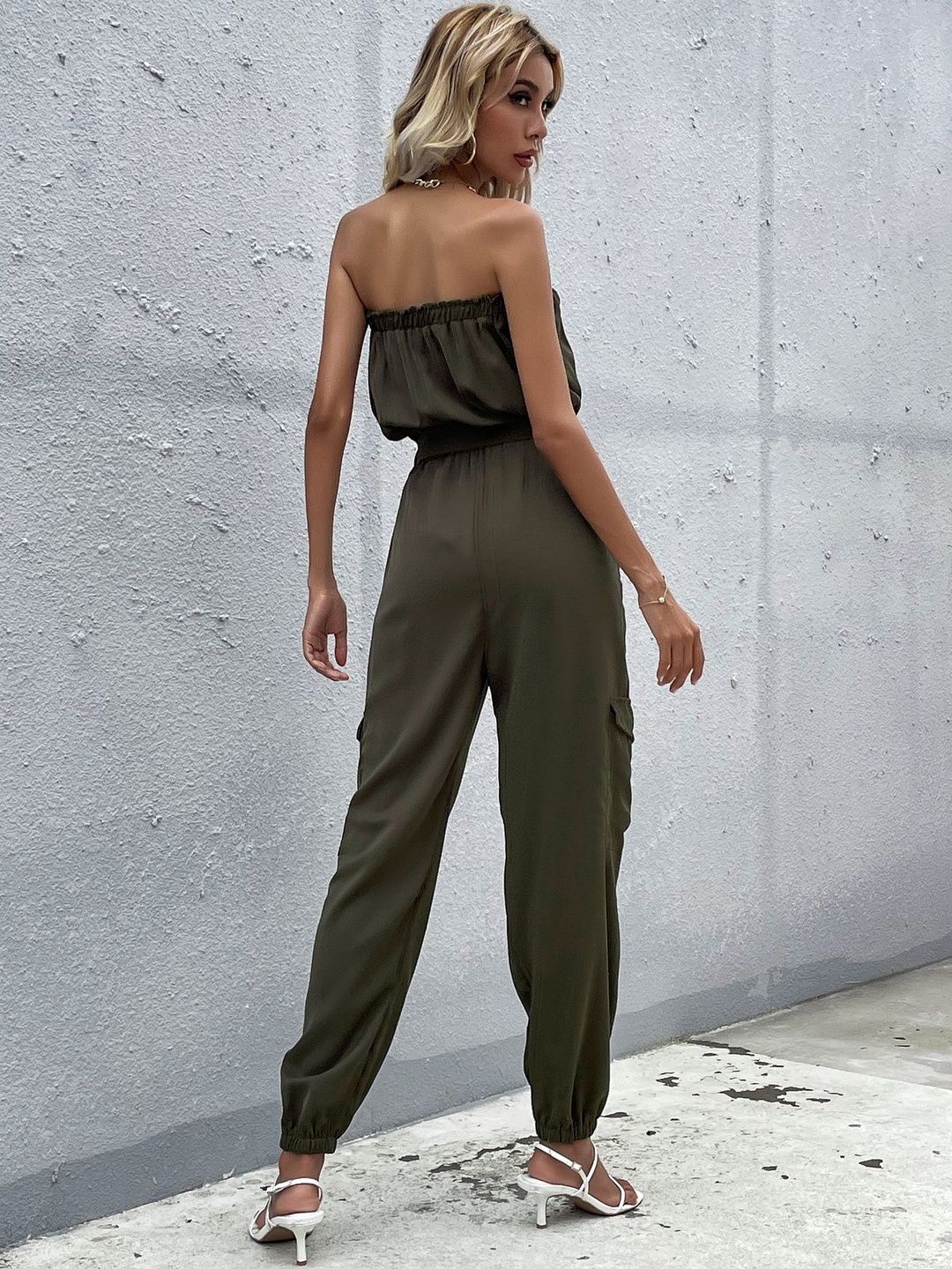 Off-Shoulder Basic Jumpsuit