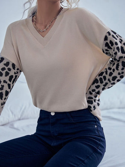 Women's Beige Animal Colourblocked Pullover