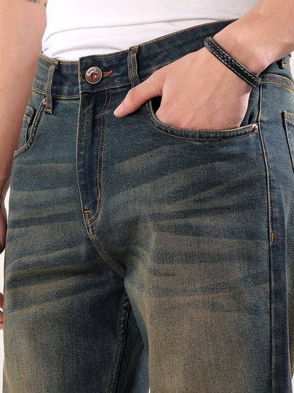 Men Regular Fit Mid-Rise Heavy Fade Jeans