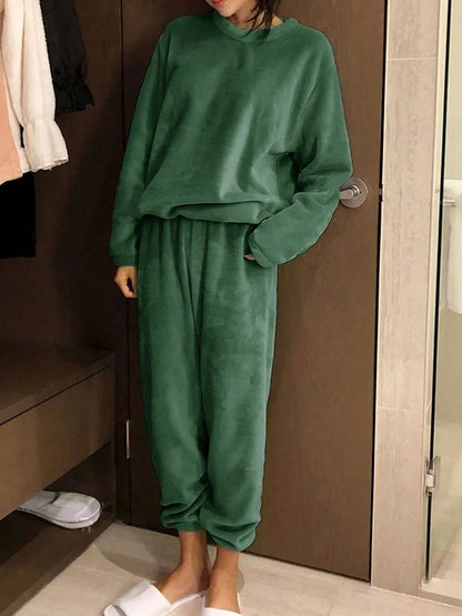 Round Neck Long Sleeves Night Suit in Green Fleece - Nowi Korean Fashion