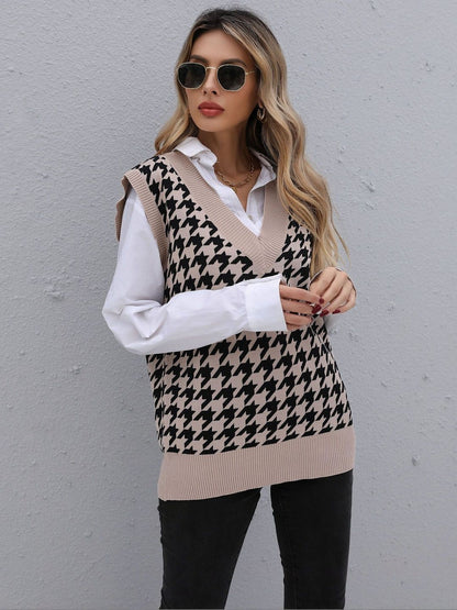 Women's Beige Checked Printed Sweater Vest
