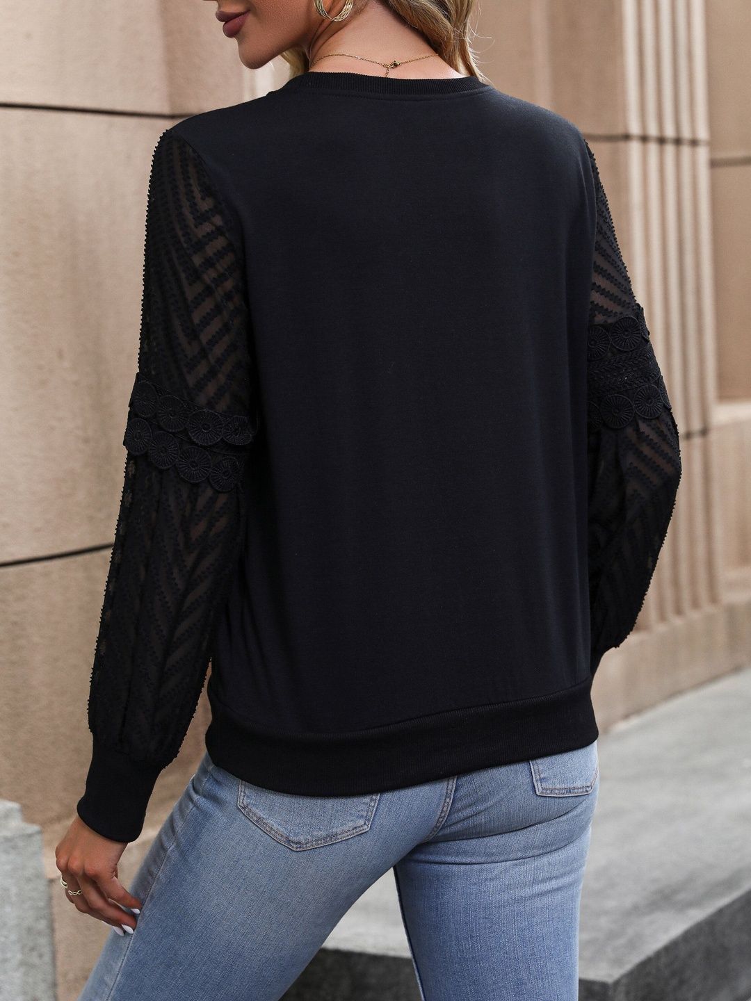 Women Colourblocked Sweatshirt