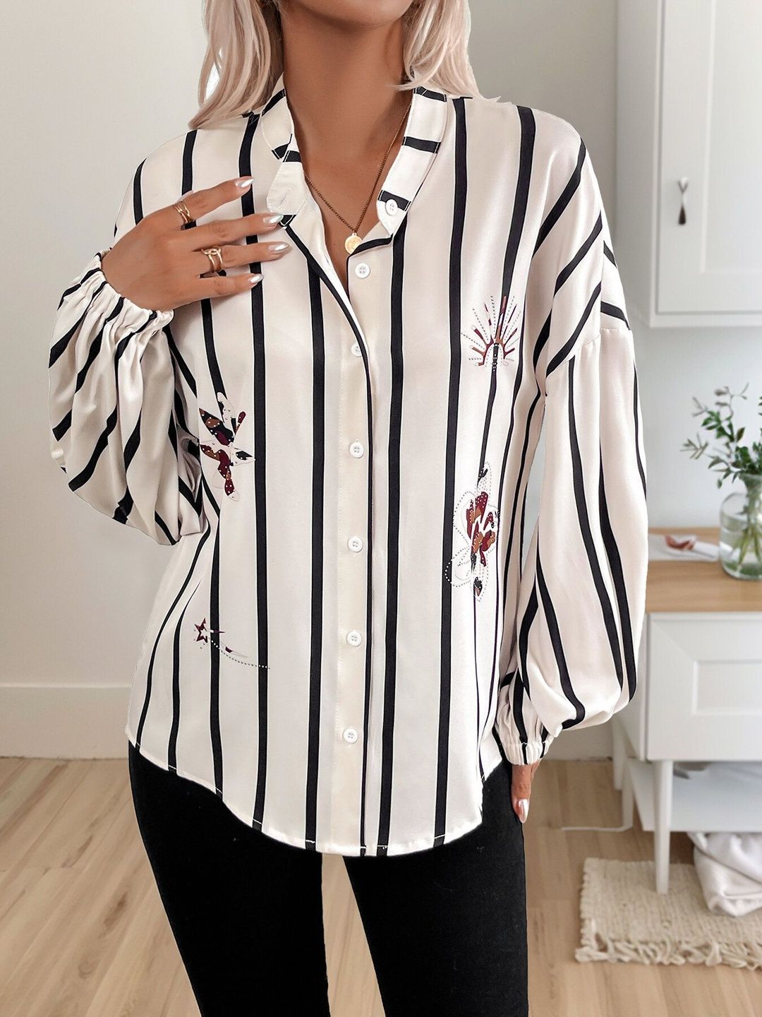Striped Casual Shirt in White Cotton - Nowi Korean Fashion