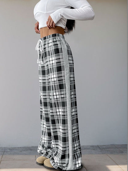 Women Checked Loose Fit Trousers