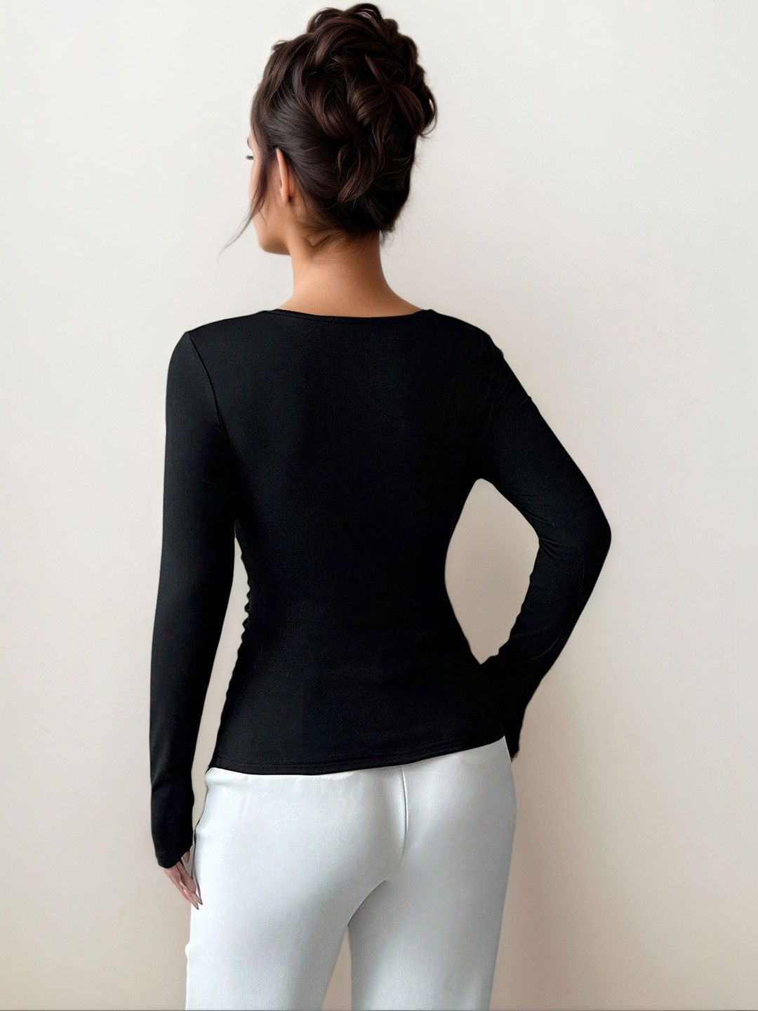 NOWI One Shoulder Top