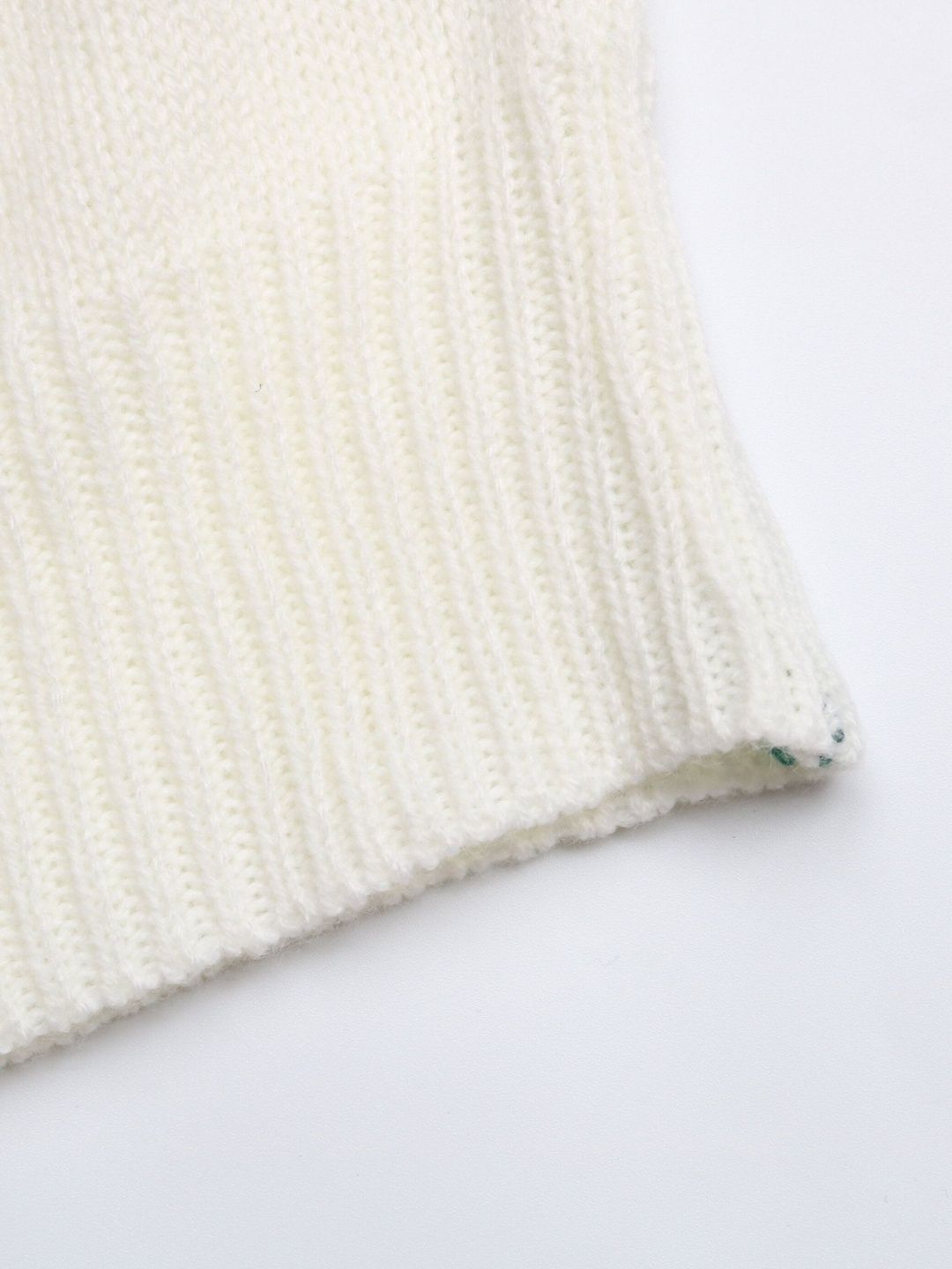 Women's Green Colourblocked Pullover