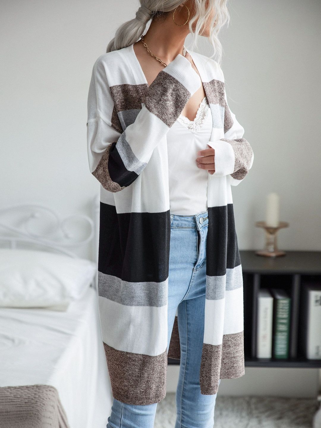 Women's White Colourblocked Cardigan Blend Printed