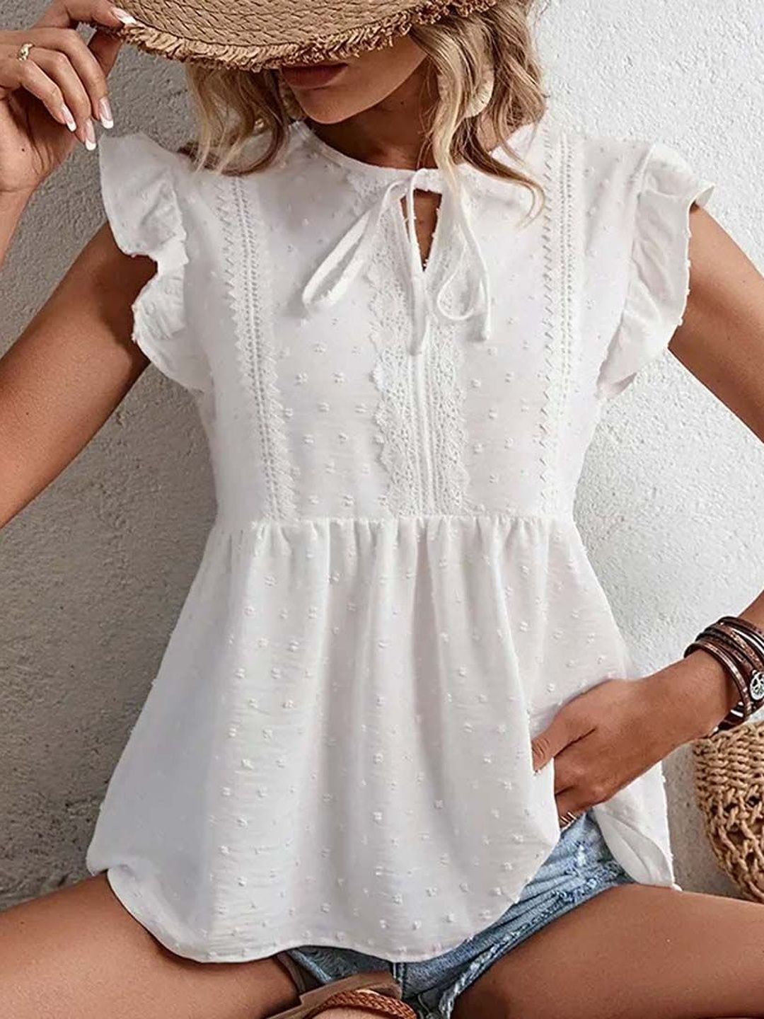 NOWI Flutter Sleeve Top