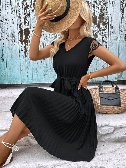 Fit & Flare Midi Dress in Black synthetic - Nowi Korean Fashion
