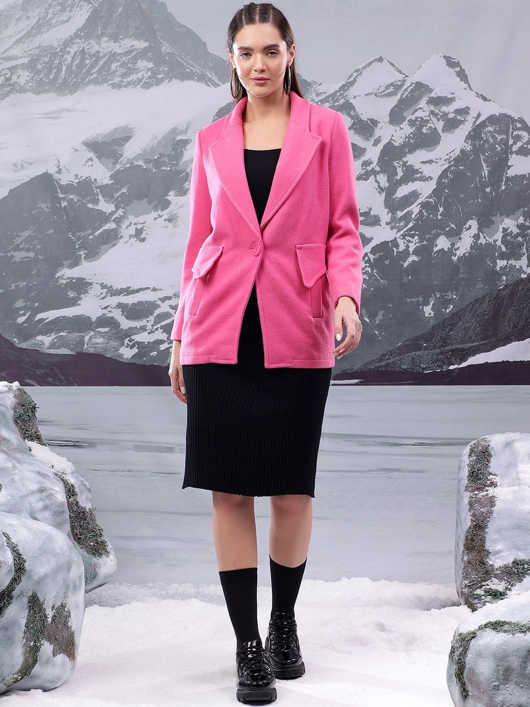 Nowi Solid Single Breasted Coats