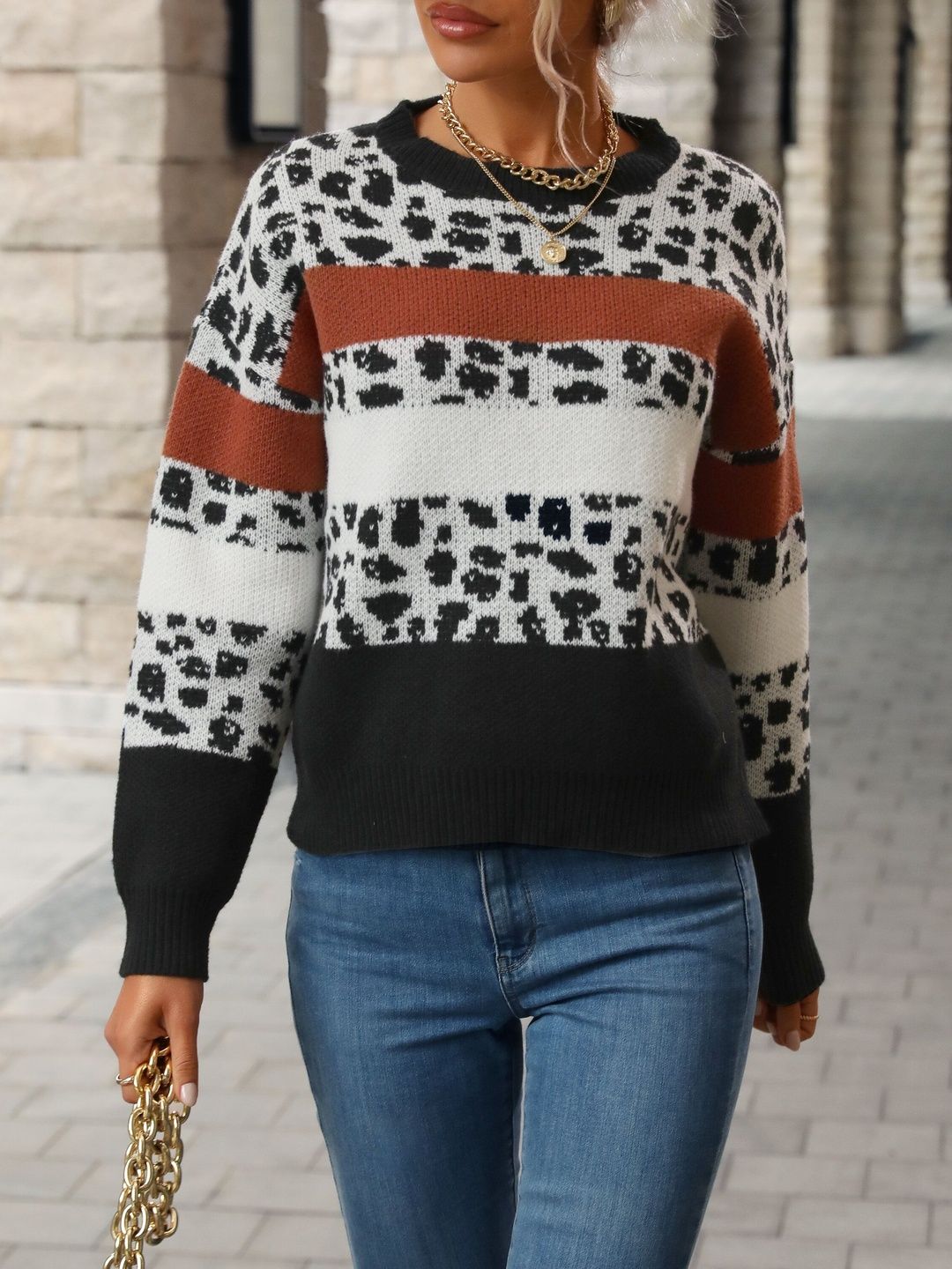 Women's White Animal Printed Pullover Blend Regular Fit