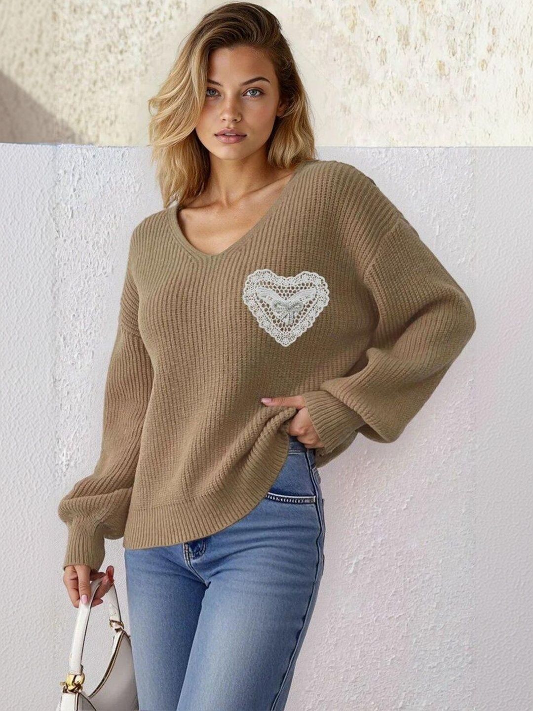 Women Ribbed Pullover with Applique Detail