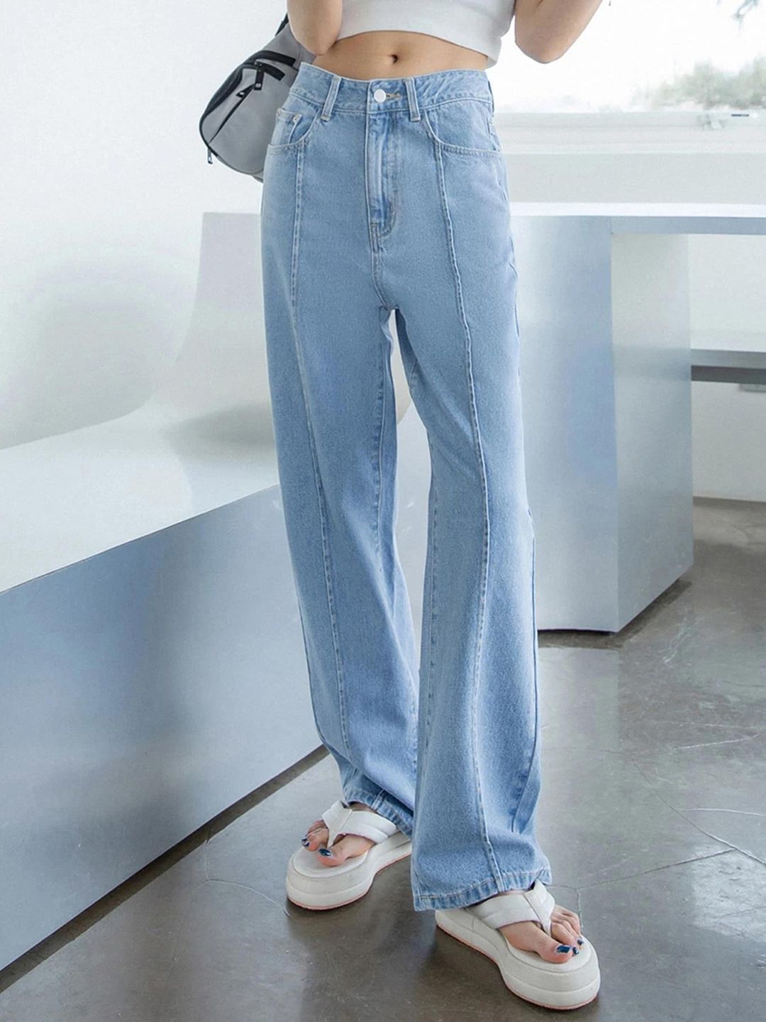 Women Straight Fit High-Rise Stretchable Jeans