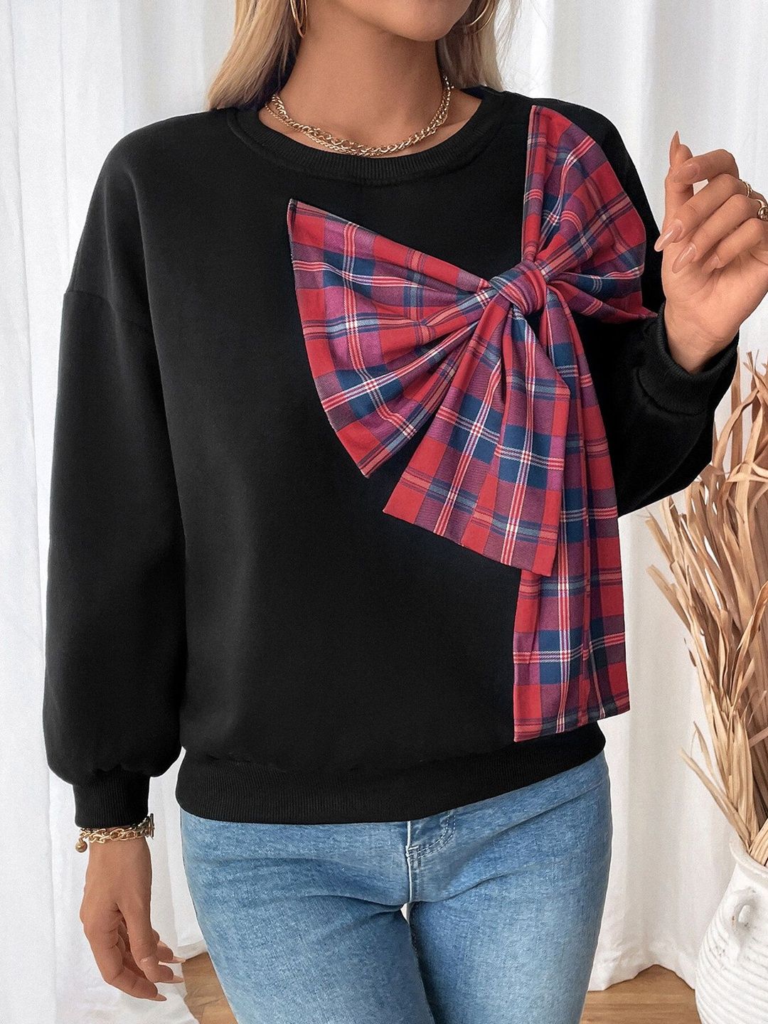 Women Colourblocked Sweatshirt