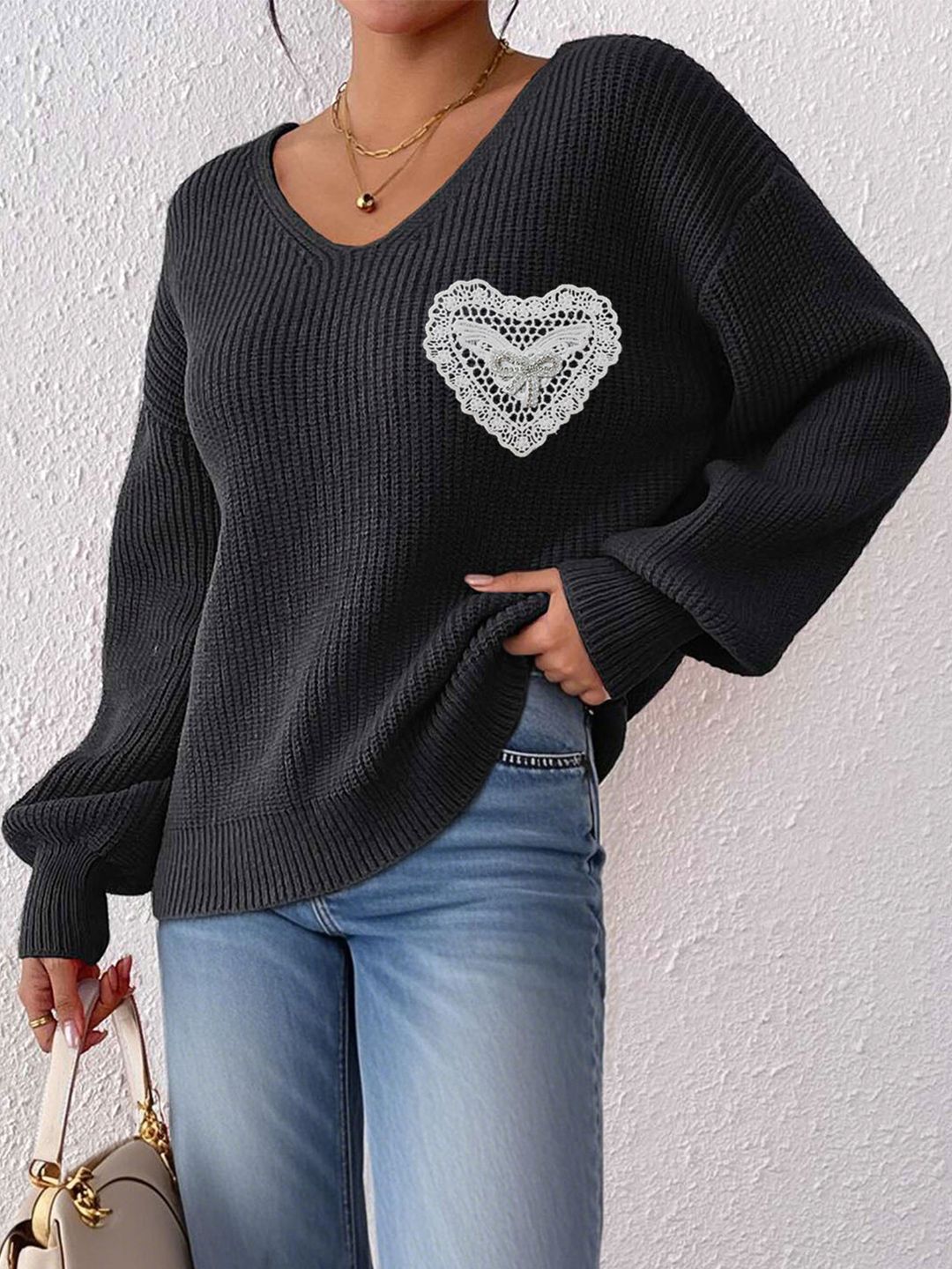 Women Ribbed Pullover with Embroidered Detail